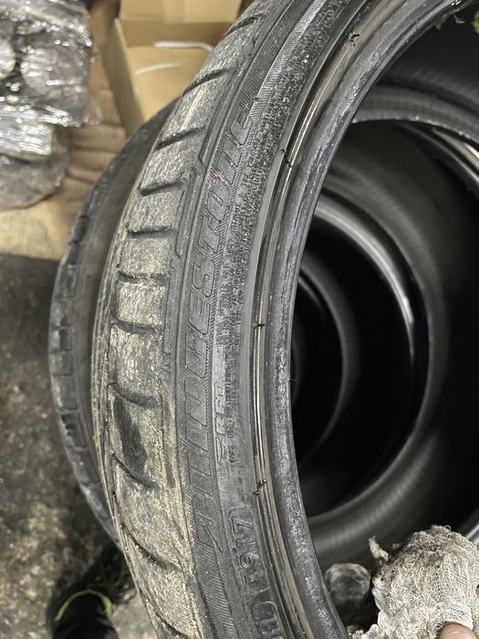 Pneus 225/35r19 e 255/30r19