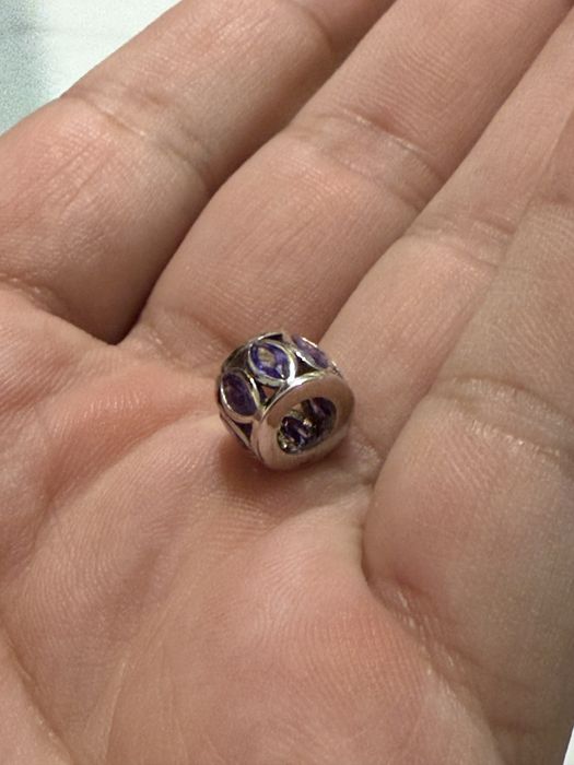 Продам Шарм с пандора оригинал