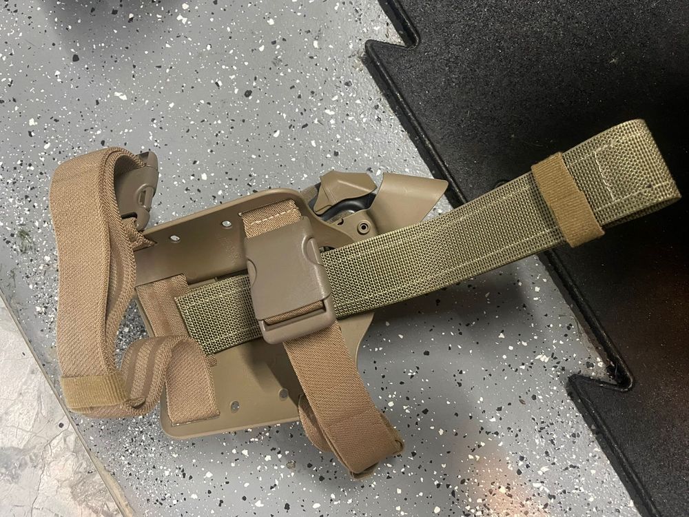 Kabura safarilnd glock 19 multicam