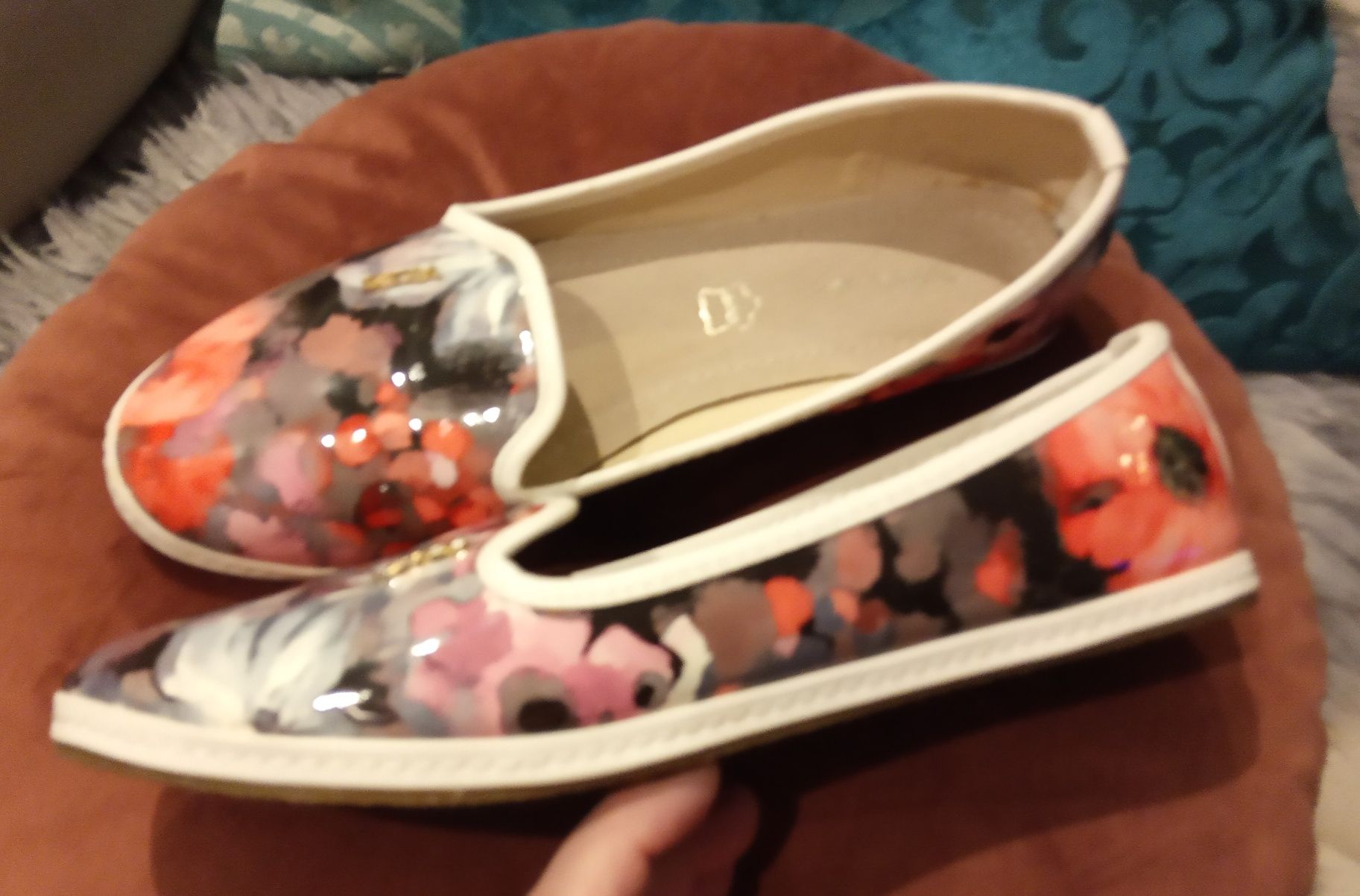 Buty jesień lordsy 38 39 damskie pastele skóra koral mokasyny Lasocki