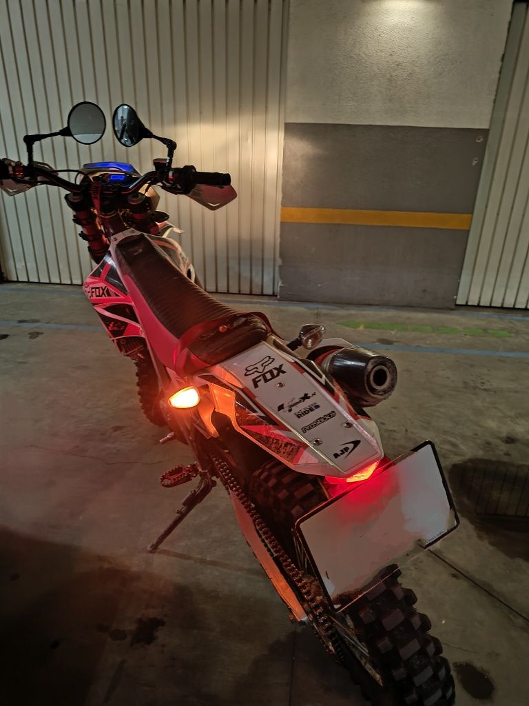 AJP PR5 250 Matriculada de 2016