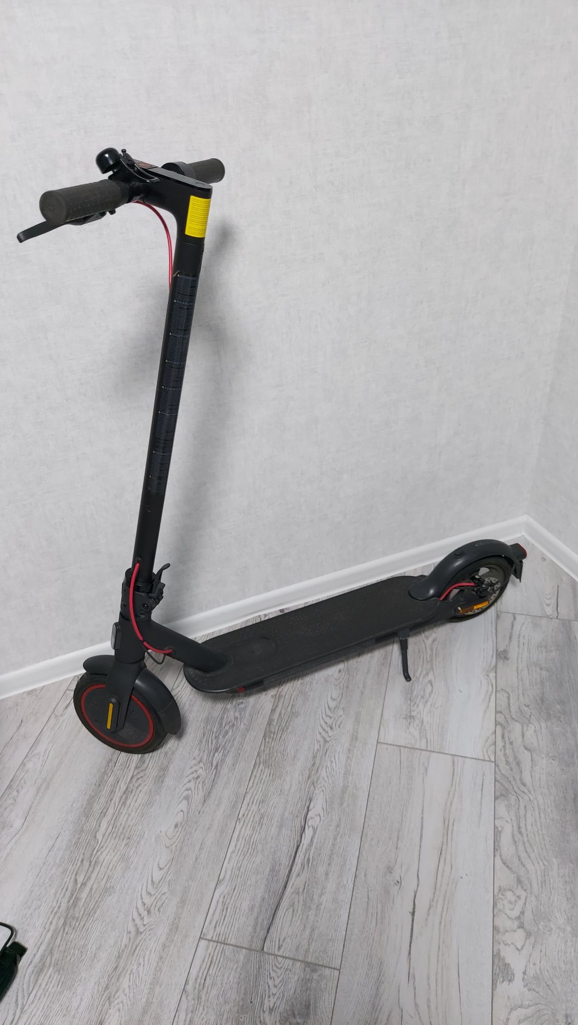 Самокат Xiaomi mi scooter pro 2