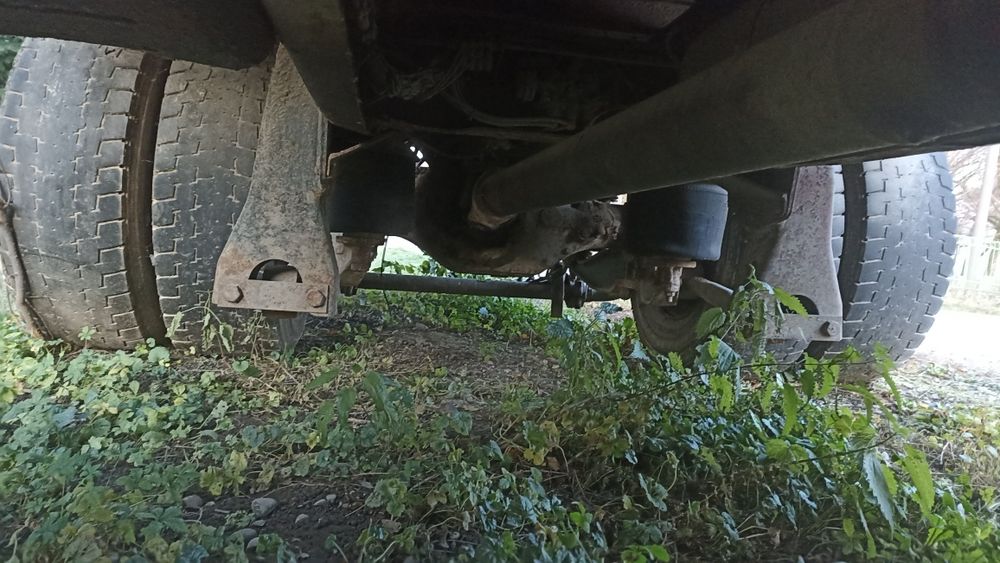 Продається   Mercedes 1827