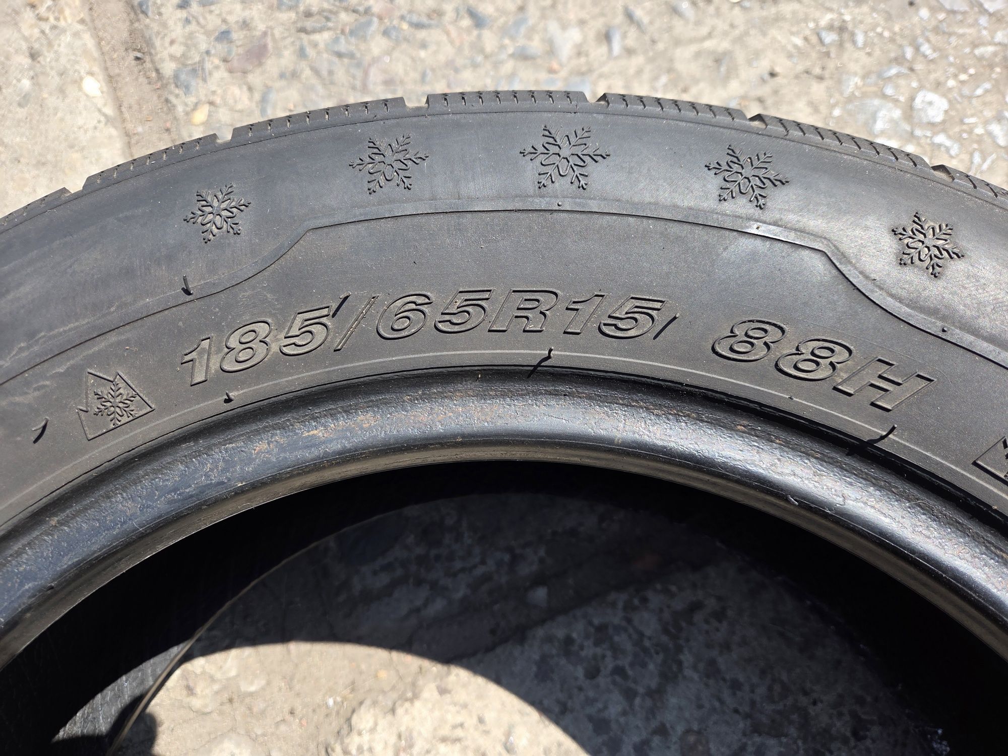 Шини всесезонні 185/65/r15, Goodride SW 601.