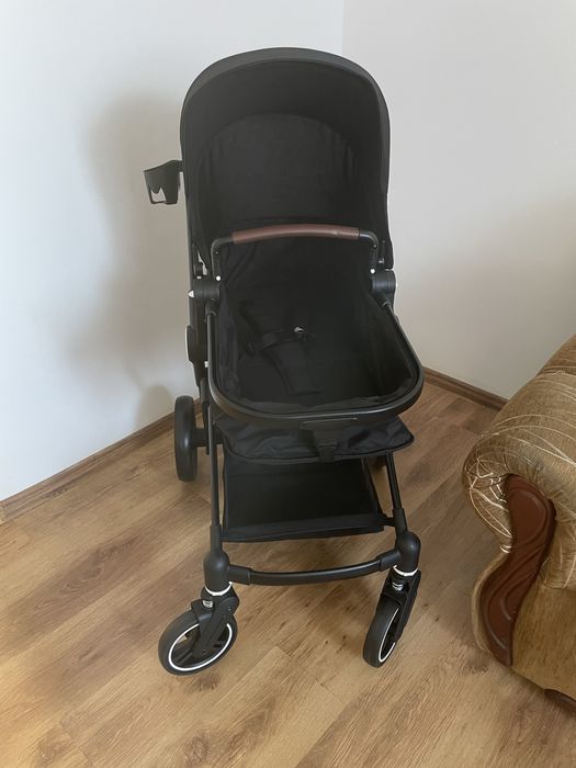 Прогулянкова коляска трансформер