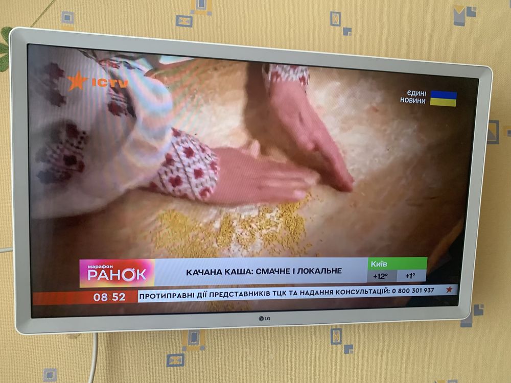 Продам смарт ТВ LG.