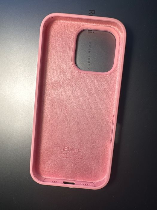 Чохол новий силіконовий iPhone 16 pro