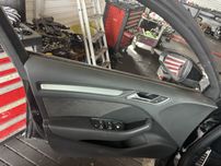 Audi s3 8v s line kompletny srodek