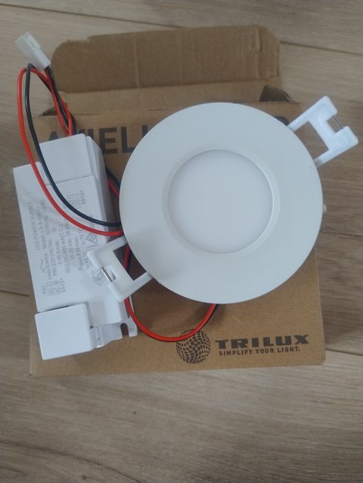 Oprawa led trilux