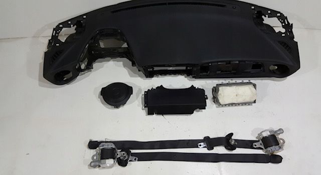 Toyota GT tablier airbags cintos
