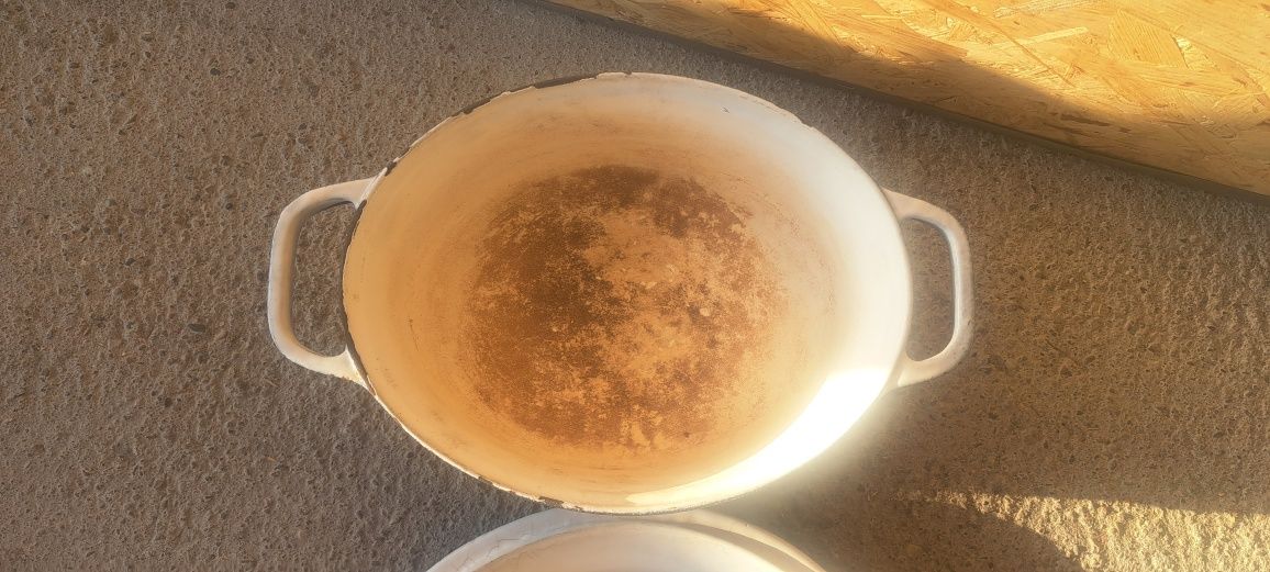 Stara brytfanna kociolek zabytek