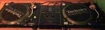 Gramofony Technics LTD