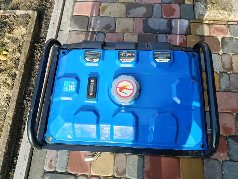 Бензогенератор EPG 2800