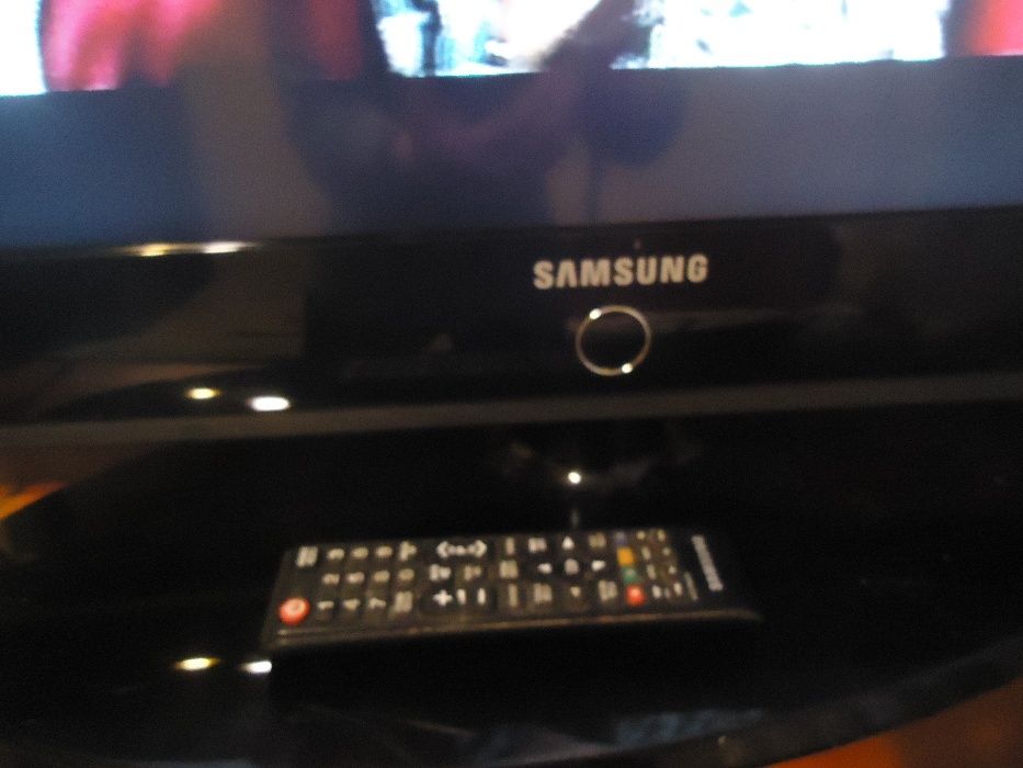 Telewizor SAMSUNG 40 "