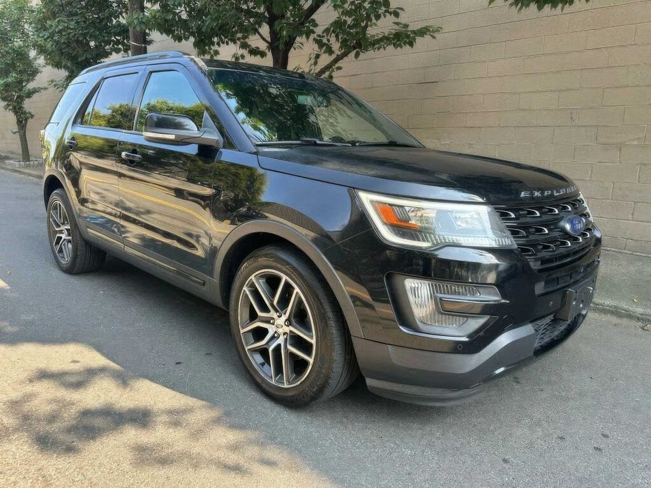 Ford Explorer Sport      2016