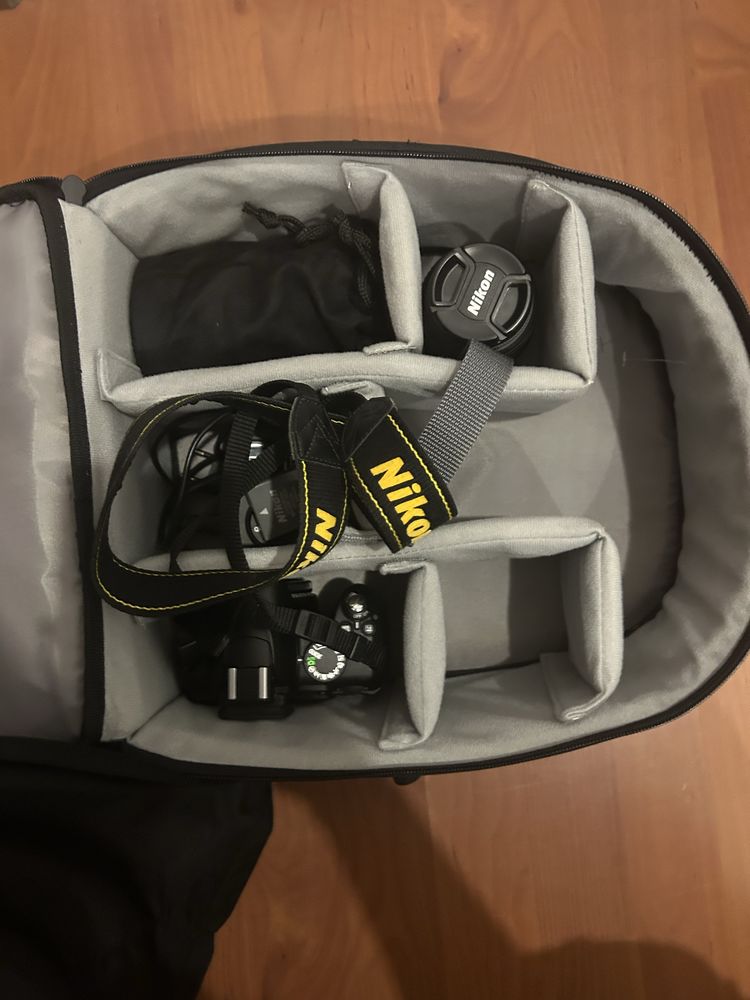 Nikon 3000 com 2 objetivas