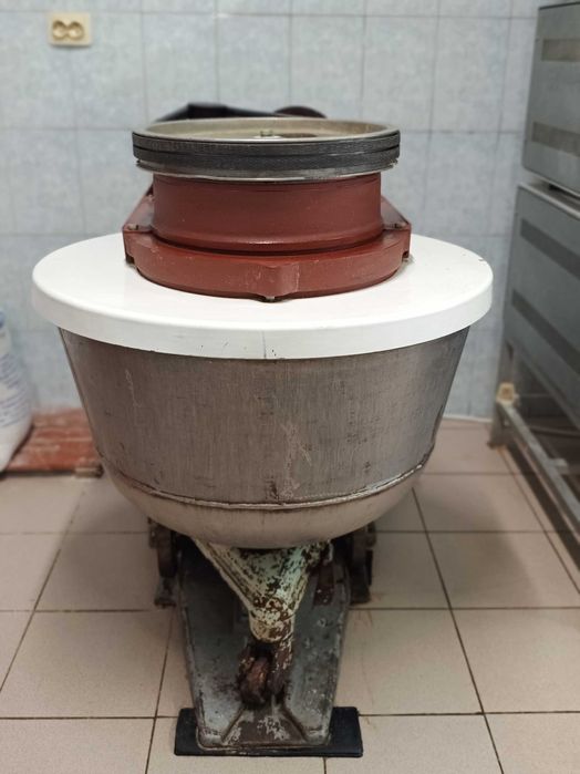 А2-ХТМ промисловий міксер, тістоміс