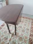 Mesa redonda duas abas duas diâmetro 1 metro fechada 30 cm.s gavetas m
