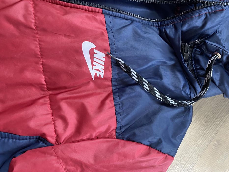 Nike куртка курточка весняна