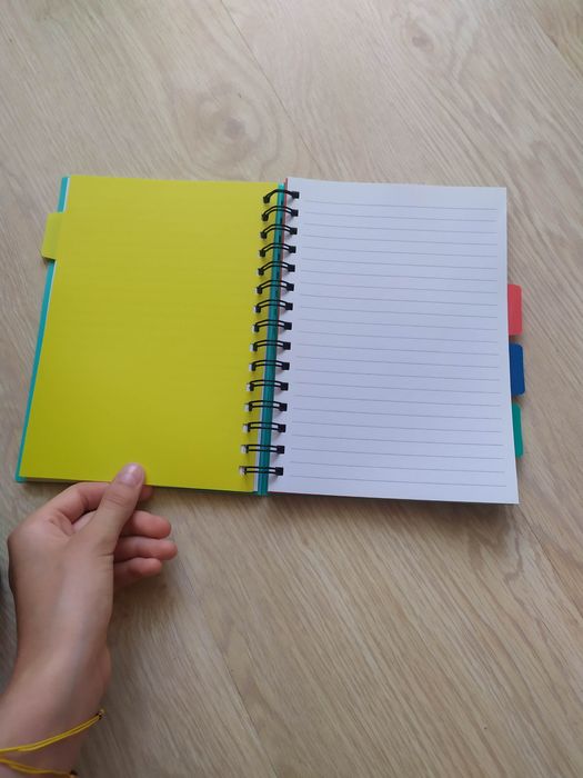 Блокнот с разделителями