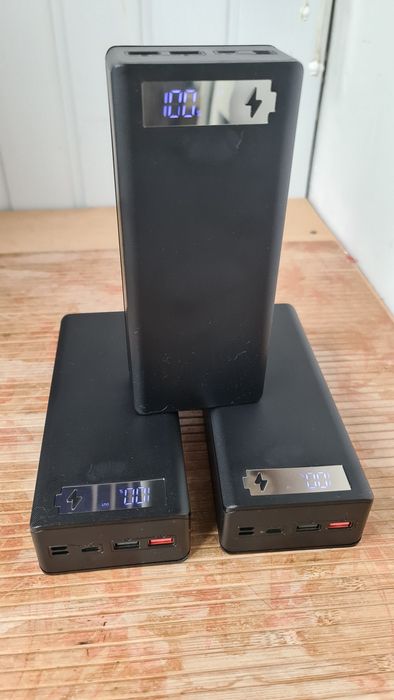 Павербанк powerbank на аккумуляторах 18650 Samsung  50.000