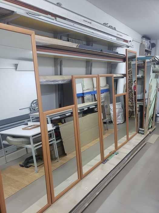 Дзеркало настінне. Дзеркало підвісне.  Дзеркало на стіну