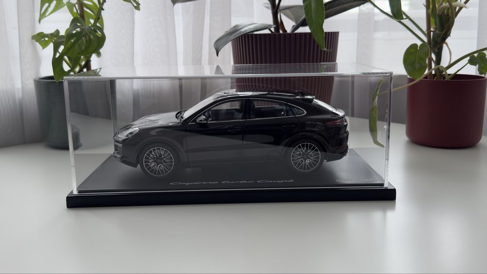 Porsche Cayenne Turbo Coupe - Norev 1:18