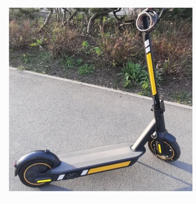 Zestaw naklejek odblaskowych hulajnoga elektryczna Ninebot g30