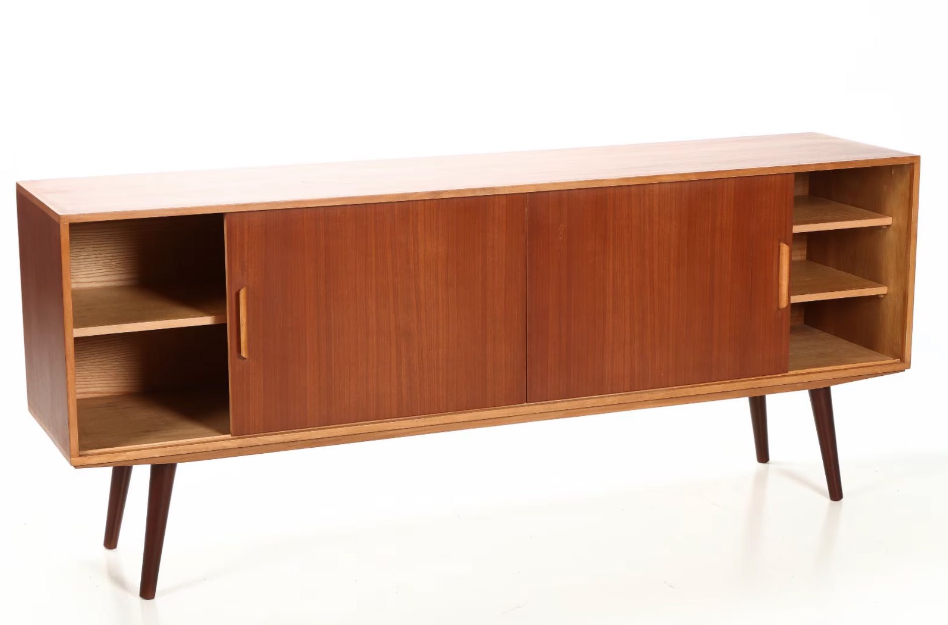 Szafka rtv / komoda / sideboard z ciemnego drewna - Dania XX w.