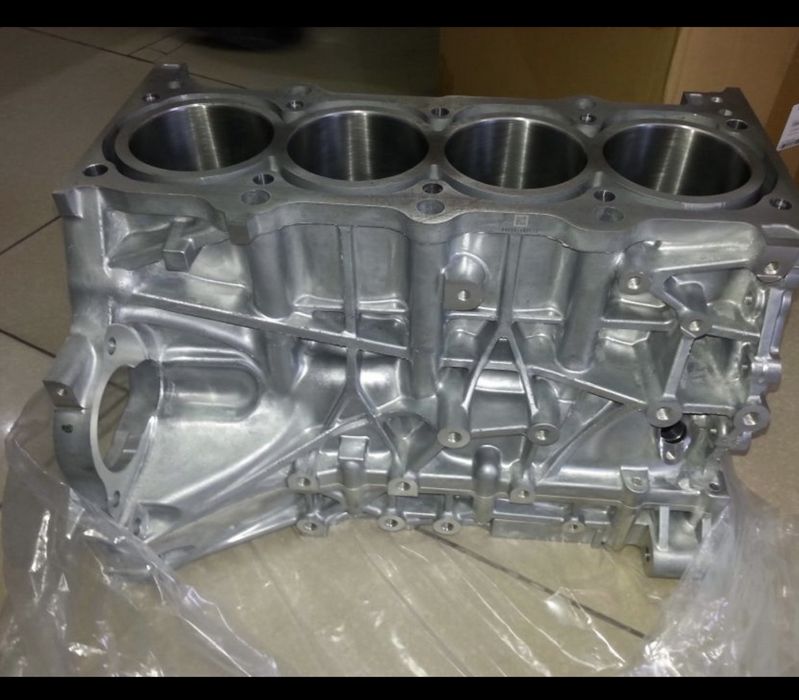 1120078K02X12 блок двигателя сузуки гранд витара 2.4