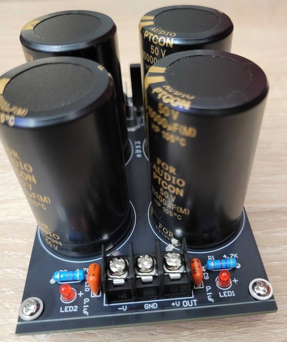 Двухполярный блок питания для усилителя низкой частоты