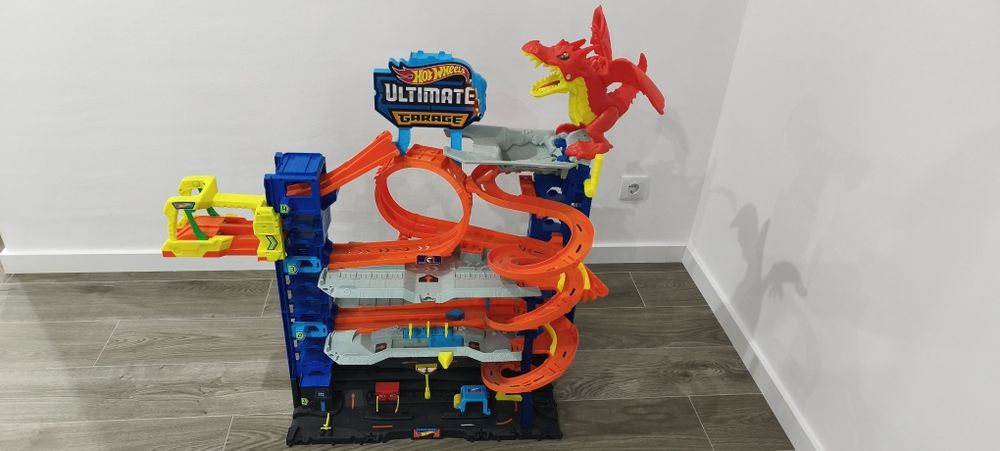 Hot Wheels City - Ultimate Garage - Dragão