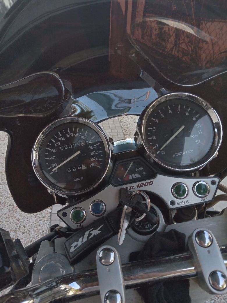 Yamaha Xjr1200  uma Classica sempre atual.