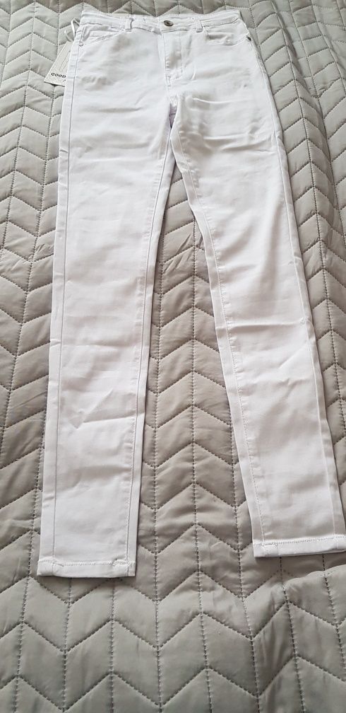 Nowe spodnie goodies 36 białe
