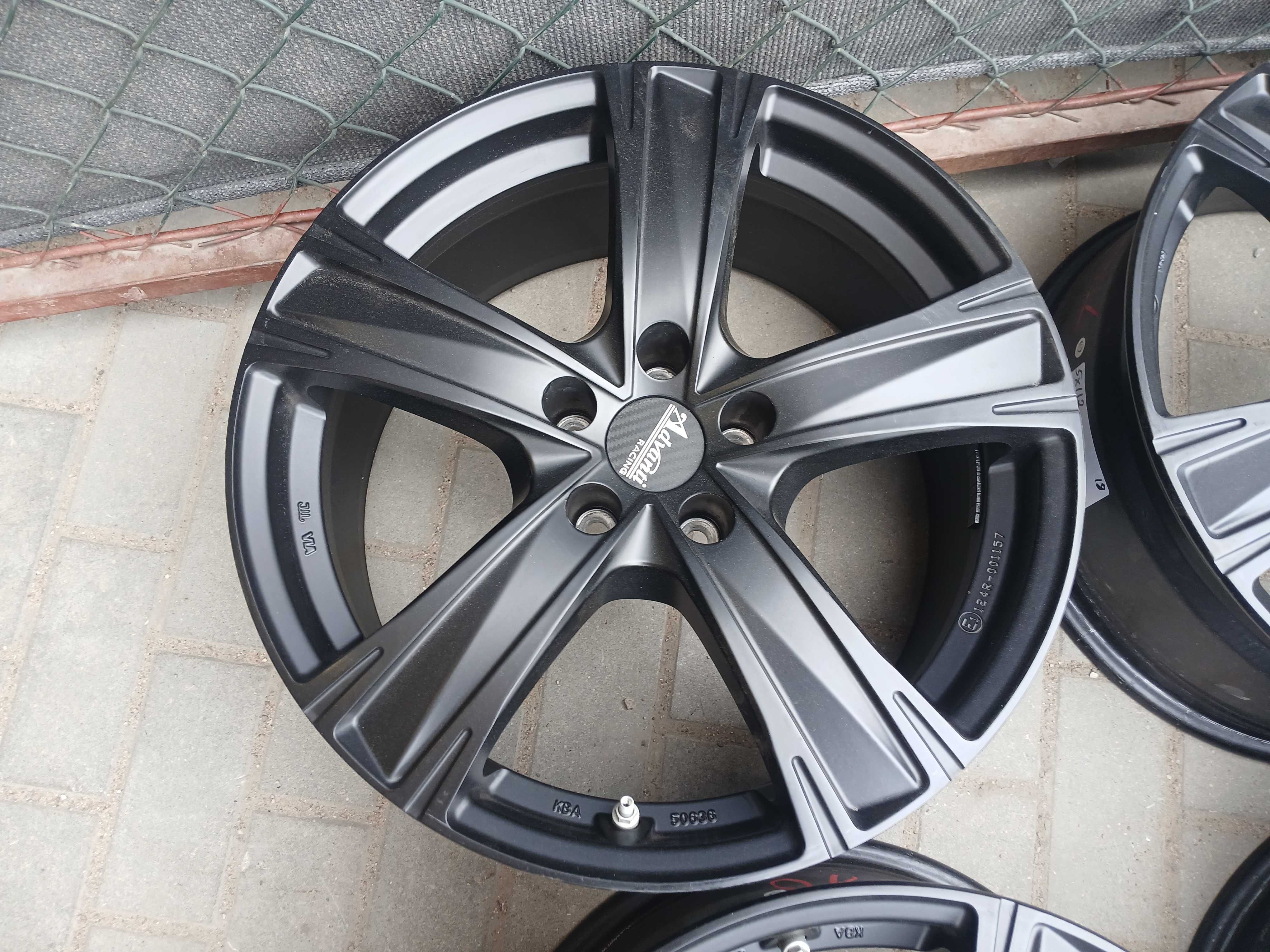 4x felgi R18 5x112 Audi A4 B8 B9 A5 S5 A6 C6 C7 C8 A7 Q5 Q7 Vw Skoda