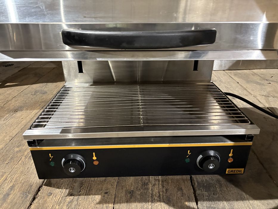 Gredil Salamander elektryczny opiekacz  grill