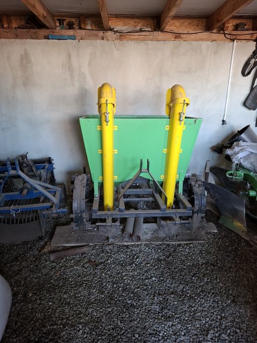 Картоплесажалка бомет