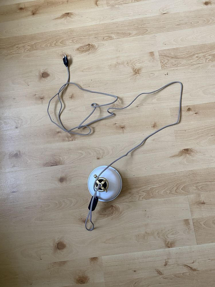 Lampa w stylu retro Ikea
