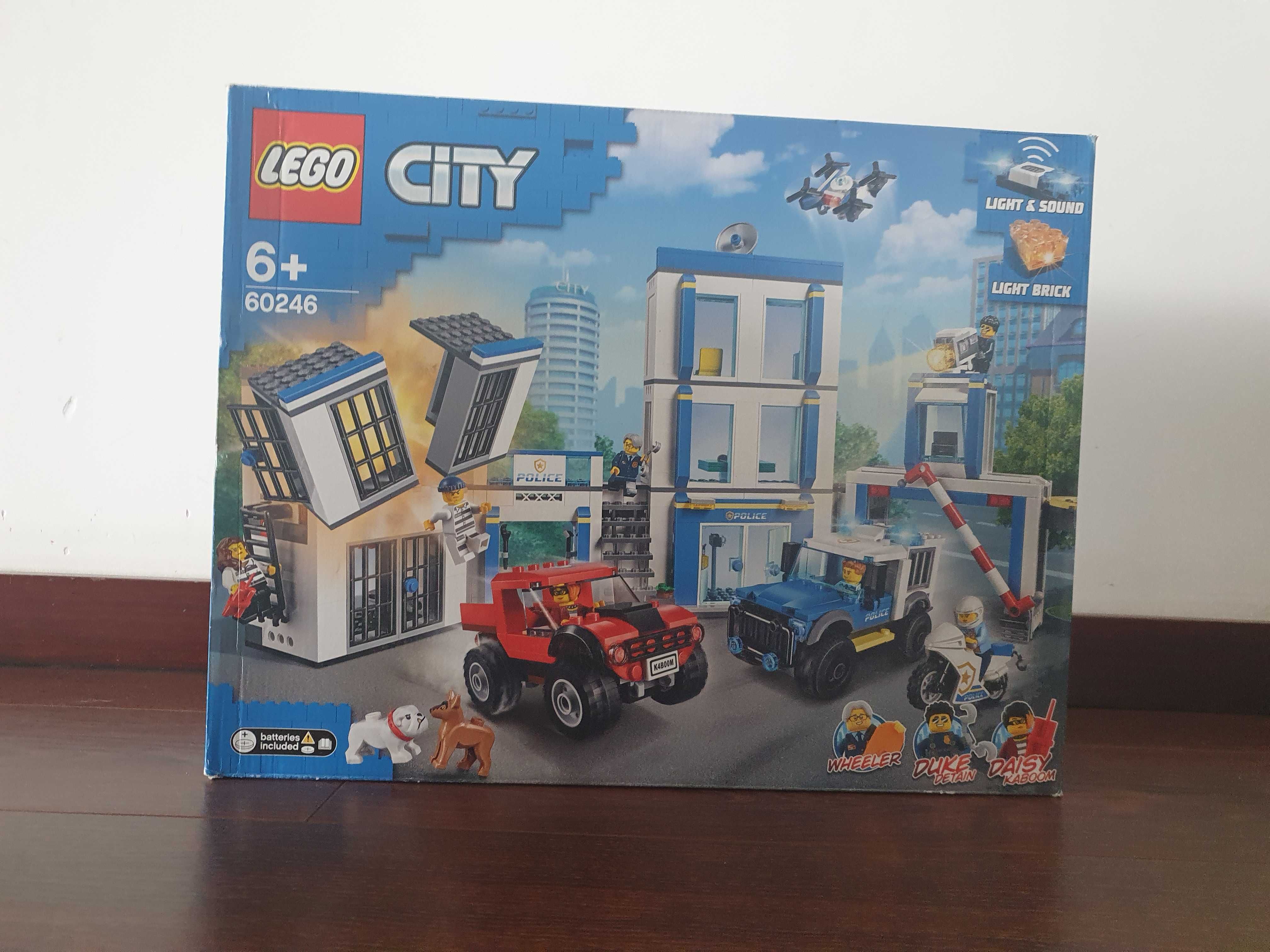 Lego City Police Station 60246 (descontinuado)