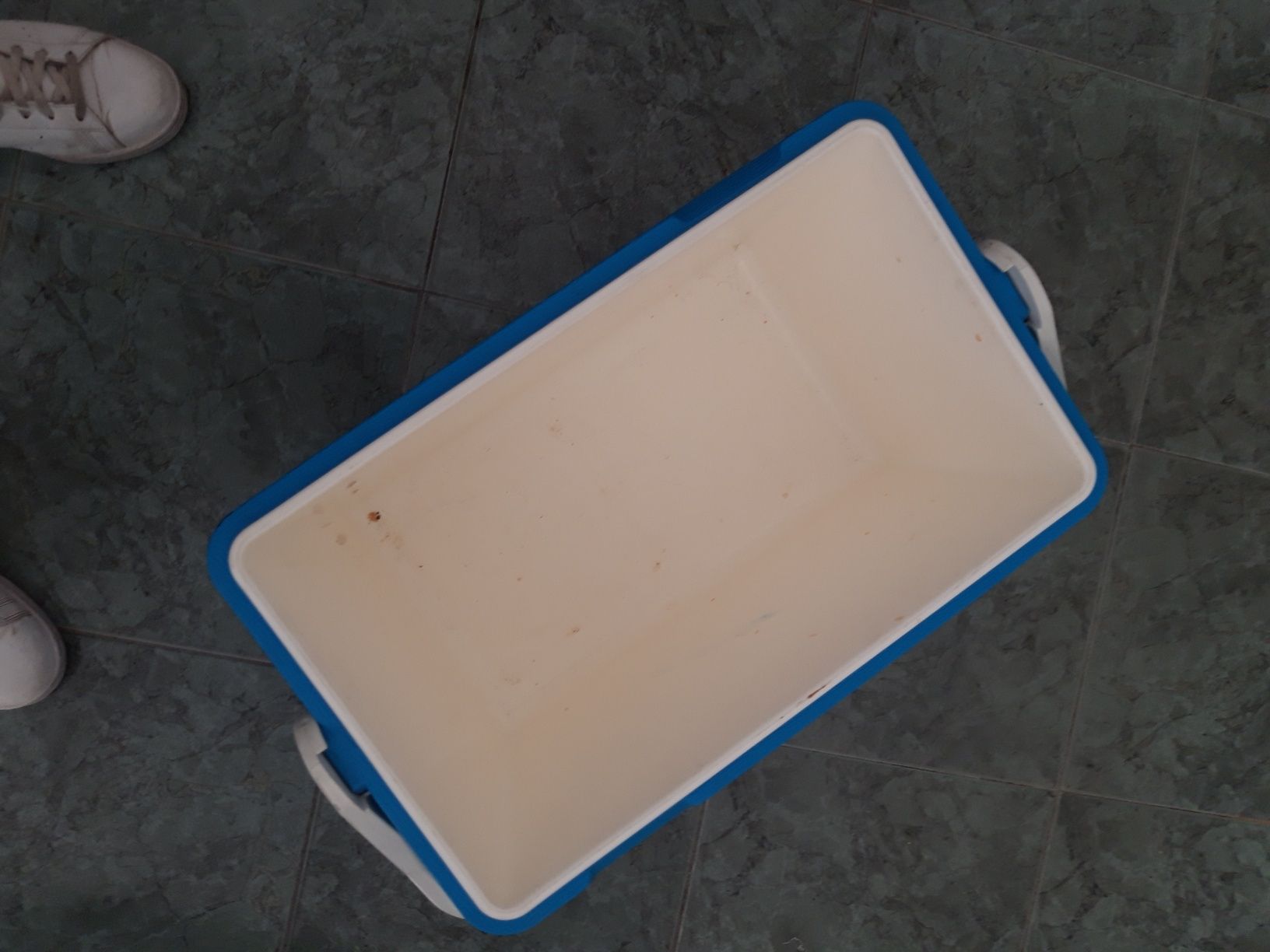 Geleira em bom estado +30L