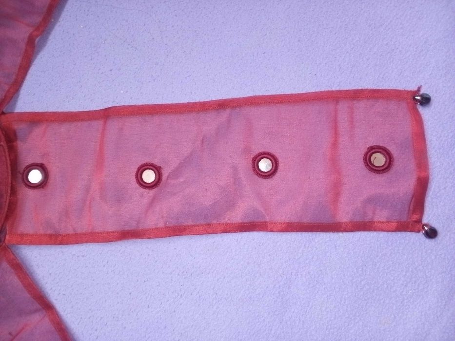 Люстра, плафон, декоративна люстра, декор, елемент декору