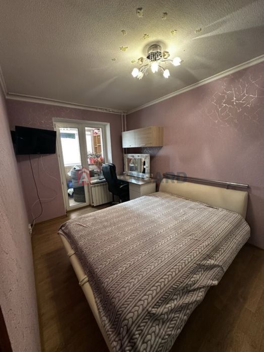 Продаж 2 кімнатної квартири.Бородинський.