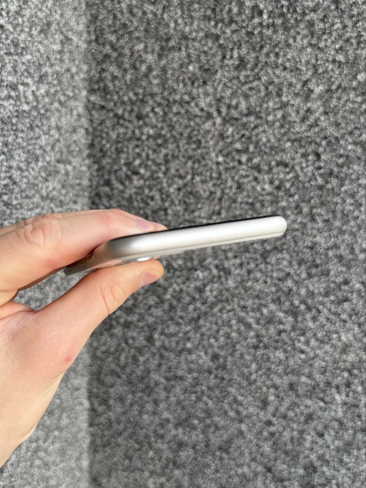 Продам Apple Iphone 11 128GB Neverlock White |АКБ-100%| Гарний стан