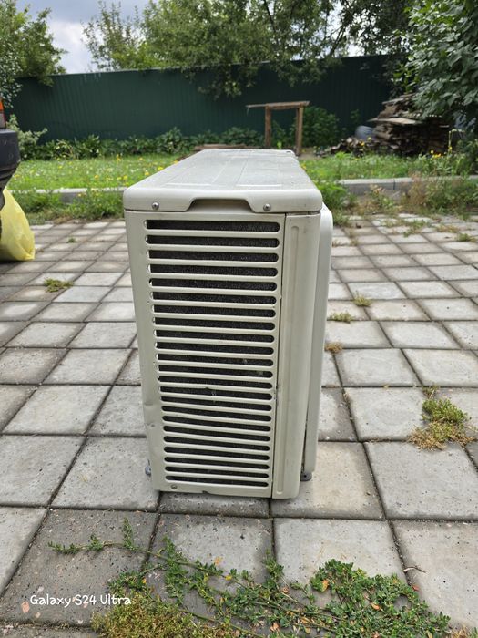 Продам кондиционер ТОSHIBA-12 на 22 фріоне на запчасти або відновлення