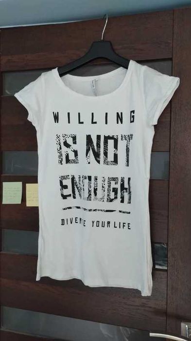 Biały t-shirt, koszulka M