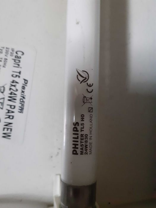 4 szt lampa rastrowa jarzeniowa 4x14W G5 IP20 CAPRI