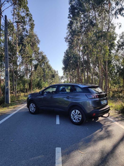 Peugeot 3008 1.2i 130cv EAT8 2022