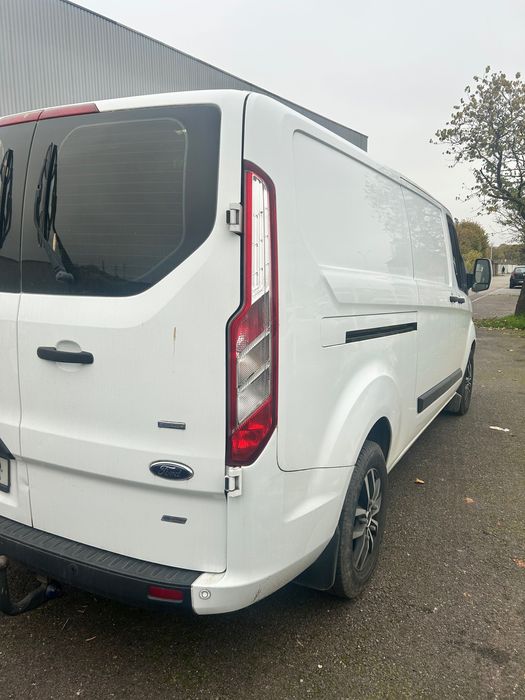Ford Transit Costum - Longa L2H1