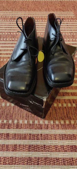 Sapatos pretos Camport em pele - Tamanho 42 (Novos)