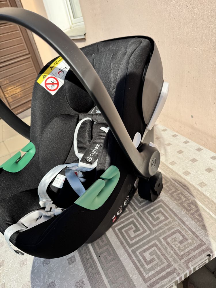 Автокрісло Cybex